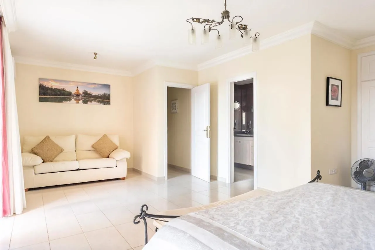 Terrazas Del Duque Sunset Apartment アデヘ スペイン